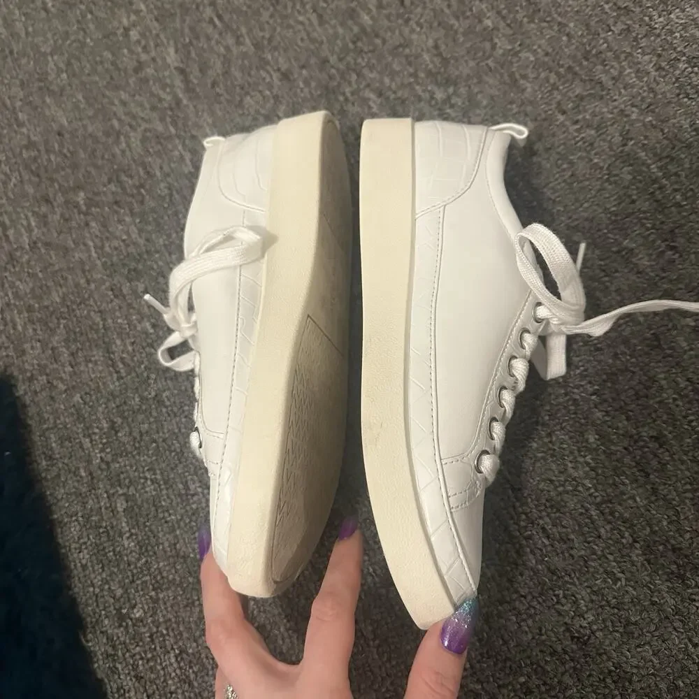 Vionic Leather Sneakers Shoes Winny Women's Size 7 White Lace Up Comfort Casual